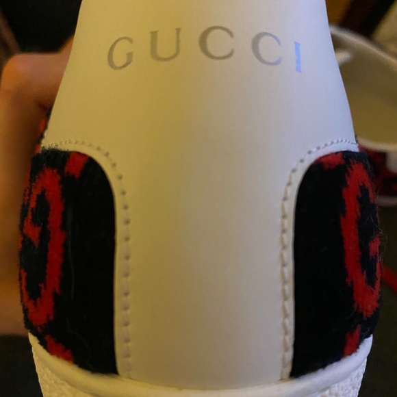 *SOLD* Authentic Gucci Velvet Red and Navy Sneakers - Picture 6 of 11